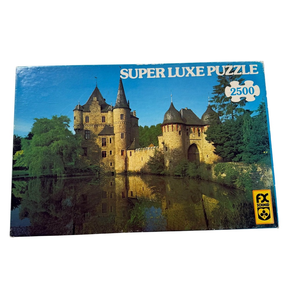FX Schmid Super Luxe Puzzle 2500 Pieces Vintage Castle Landscape 98601 UNCOUNTED